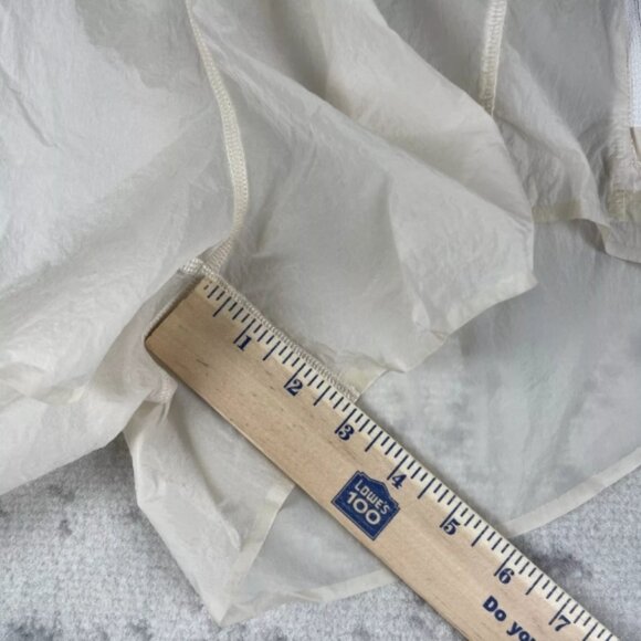 Lululemon Step Out High Rise Shorts Womens Size 8 Transparent Athleisure - Picture 6 of 8